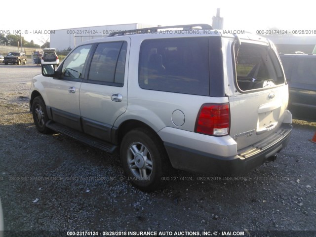 1FMPU16505LA71325 - 2005 FORD EXPEDITION XLT SILVER photo 3