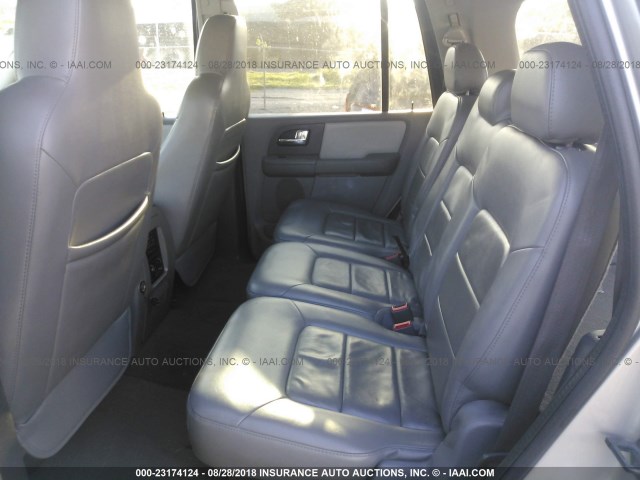 1FMPU16505LA71325 - 2005 FORD EXPEDITION XLT SILVER photo 8