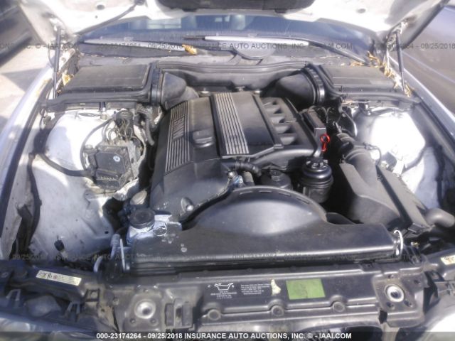 WBADT434X3G031604 - 2003 BMW 525 I AUTOMATIC 银色 照片 10