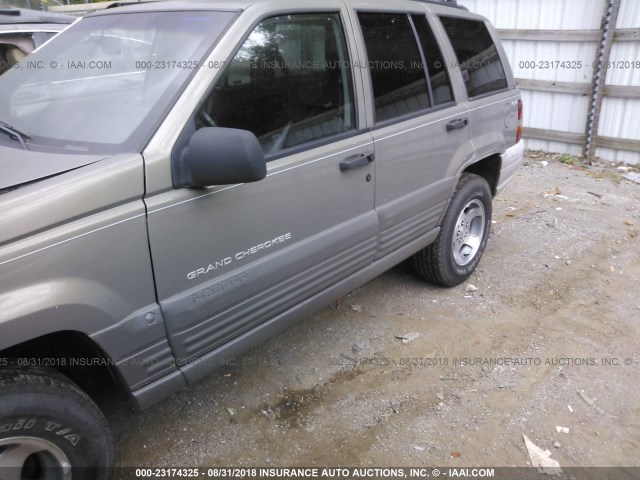 1J4GZ58Y3WC129024 - 1998 JEEP GRAND CHEROKEE LAREDO/TSI GRAY photo 6