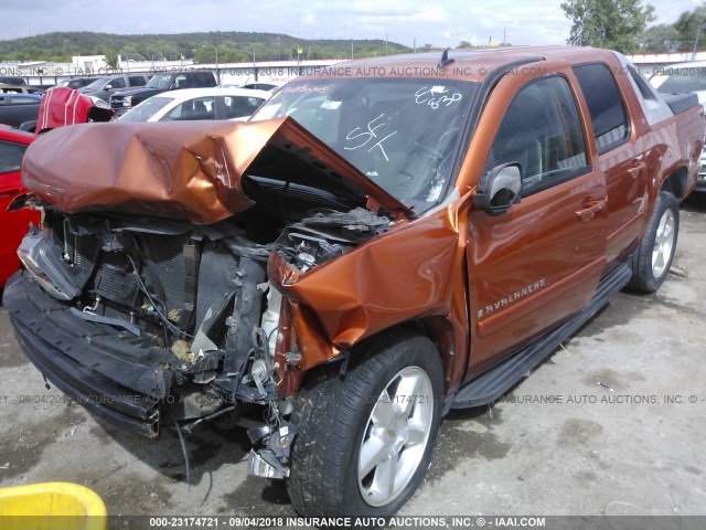 3GNEC12J67G166111 - 2007 CHEVROLET AVALANCHE C1500 ORANGE photo 2