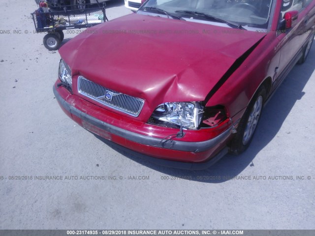 YV1VS2556YF520402 - 2000 VOLVO S40 RED photo 6