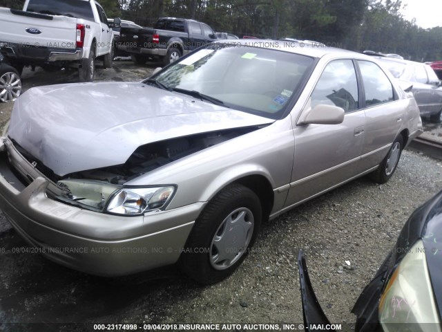 4T1BG22K9XU891838 - 1999 TOYOTA CAMRY CE/LE/XLE 金色 照片 2
