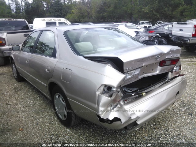 4T1BG22K9XU891838 - 1999 TOYOTA CAMRY CE/LE/XLE 金色 照片 3