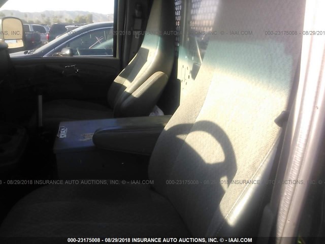 1GCSGAFX3D1151655 - 2013 CHEVROLET EXPRESS G1500  BLACK photo 8