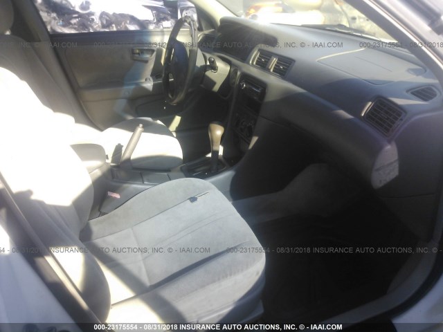 4T1BG22K4YU984686 - 2000 TOYOTA CAMRY CE/LE/XLE 白色 照片 5