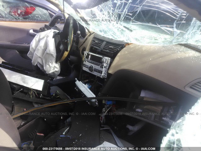 1G1ZC5E04A4138731 - 2010 CHEVROLET MALIBU 1LT 蓝色 照片 5