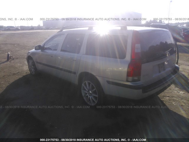 YV1SW61R911130534 - 2001 VOLVO V70 GRAY photo 3