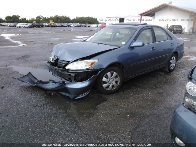 4T1BE32K13U779699 - 2003 TOYOTA CAMRY LE/XLE/SE Ашық көк фото 2