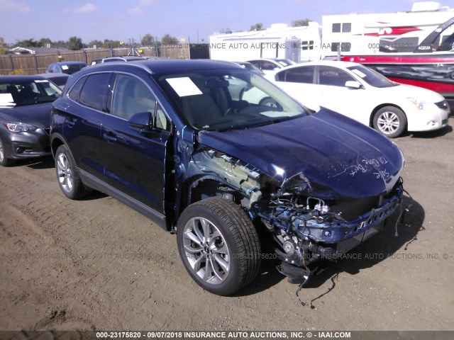 5LMCJ2D98HUL50066 - 2017 LINCOLN MKC SELECT BLUE photo 1