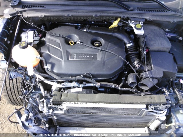 5LMCJ2D98HUL50066 - 2017 LINCOLN MKC SELECT 蓝色 照片 10