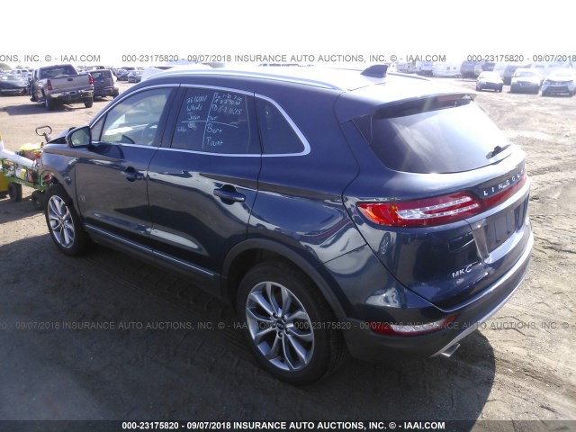 5LMCJ2D98HUL50066 - 2017 LINCOLN MKC SELECT BLUE photo 3