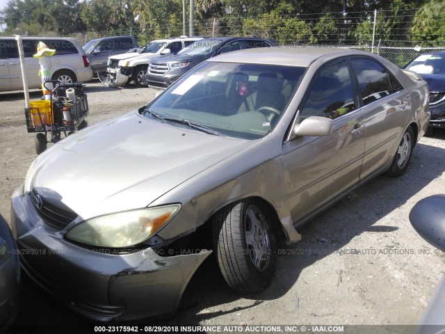 4T1BF32K62U519438 - 2002 TOYOTA CAMRY LE/XLE/SE Gümüş foto 2