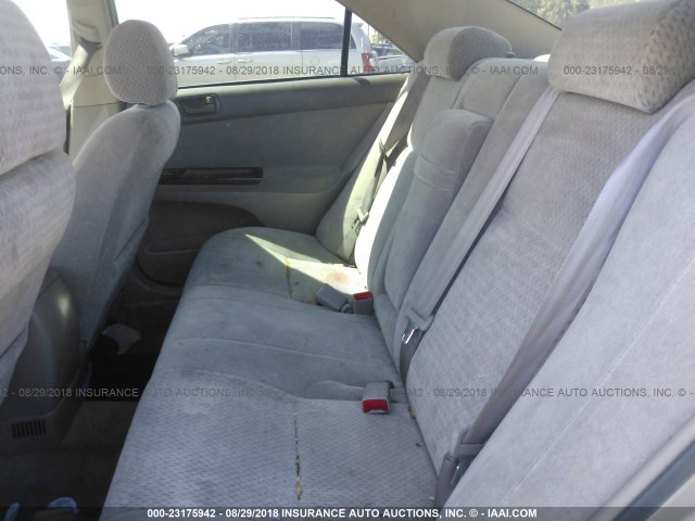 4T1BF32K62U519438 - 2002 TOYOTA CAMRY LE/XLE/SE Gümüş foto 8