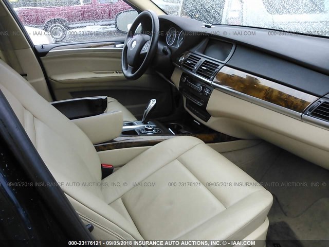 5UXFE4C55AL276229 - 2010 BMW X5 XDRIVE30I GRAY photo 5
