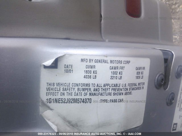 1G1NE52J92M574370 - 2002 CHEVROLET MALIBU LS 银色 照片 9