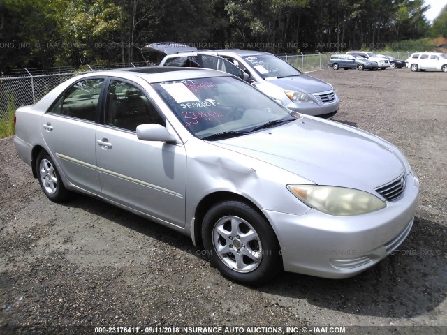 4T1BE32K45U405753 - 2005 TOYOTA CAMRY LE/XLE/SE Күміс фото 1