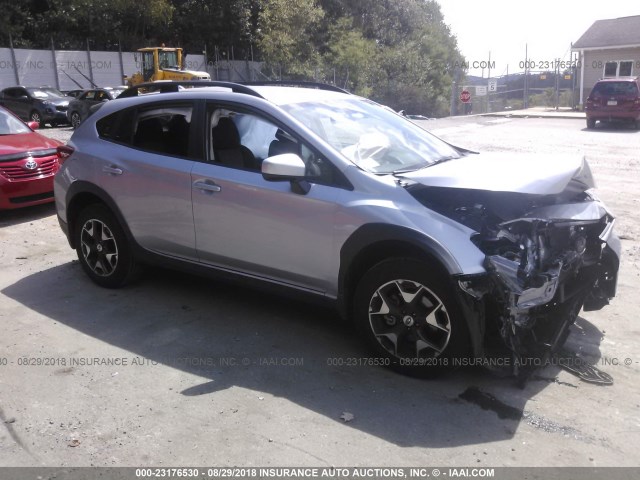 JF2GTABC6JH318082 - 2018 SUBARU CROSSTREK PREMIUM Արծաթագույն լուսանկար 1