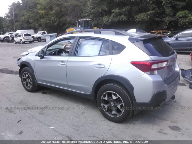 JF2GTABC6JH318082 - 2018 SUBARU CROSSTREK PREMIUM SILVER photo 3