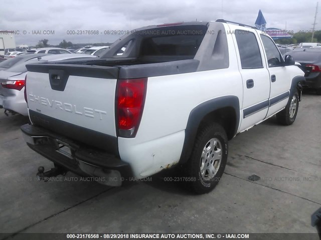 3GNEK12T34G116542 - 2004 CHEVROLET AVALANCHE K1500 WHITE photo 4