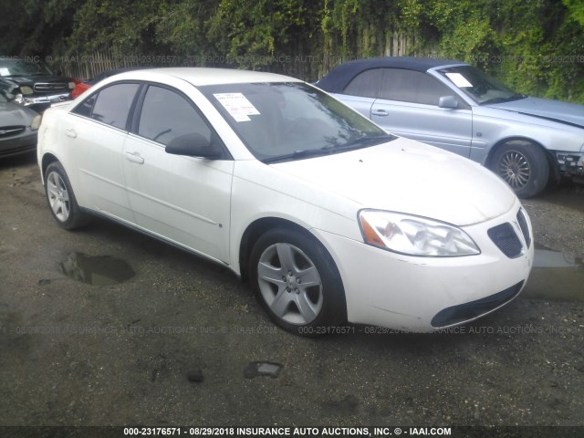 1G2ZG58B974111708 - 2007 PONTIAC G6 SE WHITE photo 1