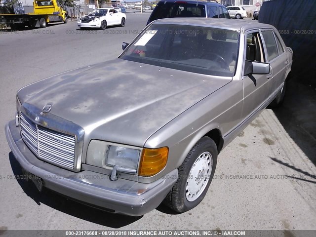 WDBCA39E5KA451690 - 1989 MERCEDES-BENZ 560 SEL Champagne photo 2