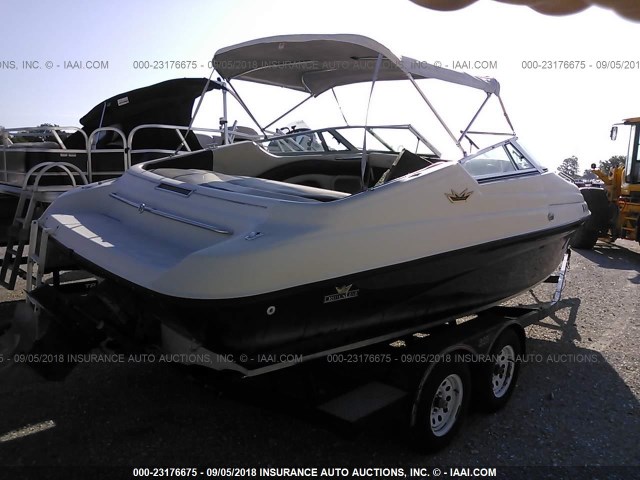 JTC19932K495 - 1995 CROWNLINE BOATS 225 CCR  WHITE photo 4