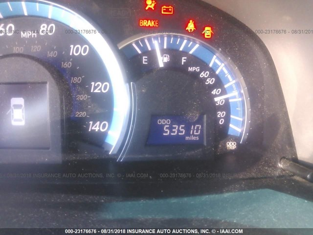 4T1BD1FK3DU065334 - 2013 TOYOTA CAMRY HYBRID/LE/XLE 灰色 照片 7