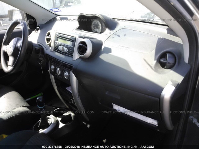 JTKKT624765007390 - 2006 TOYOTA SCION XA ნაცრისფერი ფოტო 5