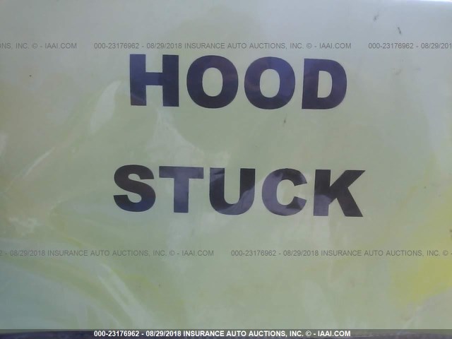 4T1BG22K2XU910293 - 1999 TOYOTA CAMRY CE/LE/XLE 绿色 照片 10