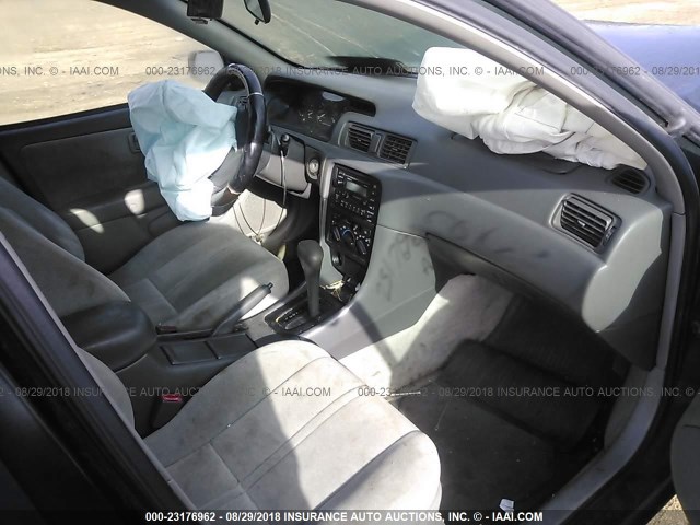 4T1BG22K2XU910293 - 1999 TOYOTA CAMRY CE/LE/XLE 绿色 照片 5