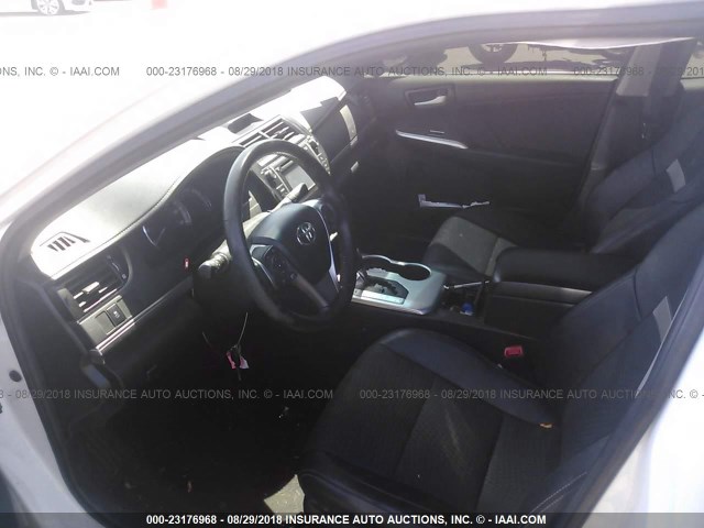 4T1BF1FK7DU230716 - 2013 TOYOTA CAMRY L/SE/LE/XLE Ağ foto 5