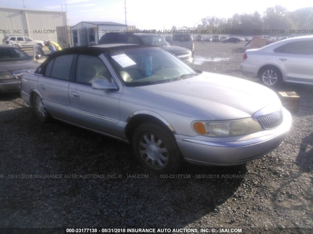 1LNHM97V22Y634410 - 2002 LINCOLN CONTINENTAL  SILVER photo 1