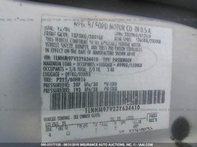 1LNHM97V22Y634410 - 2002 LINCOLN CONTINENTAL  SILVER photo 9