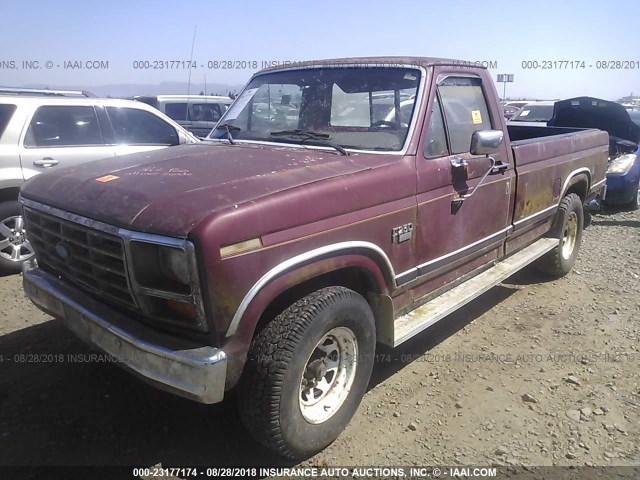 1FTHF2512DPA90988 - 1983 FORD F250 RED photo 2