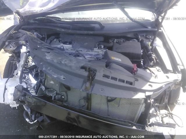 4T1BF1FK3HU300332 - 2017 TOYOTA CAMRY LE/XLE/SE/XSE 灰色 照片 10