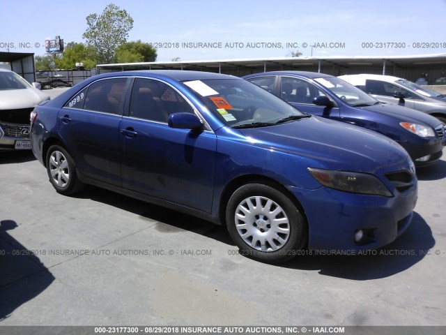 4T1BF3EK5BU707282 - 2011 TOYOTA CAMRY SE/LE/XLE ლურჯი ფოტო 1