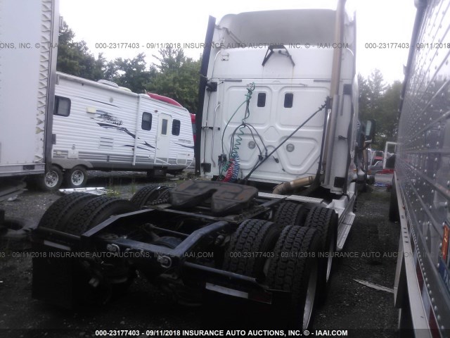 1FUJGLDR1BSAY5752 - 2011 FREIGHTLINER CASCADIA 125  Unknown photo 4