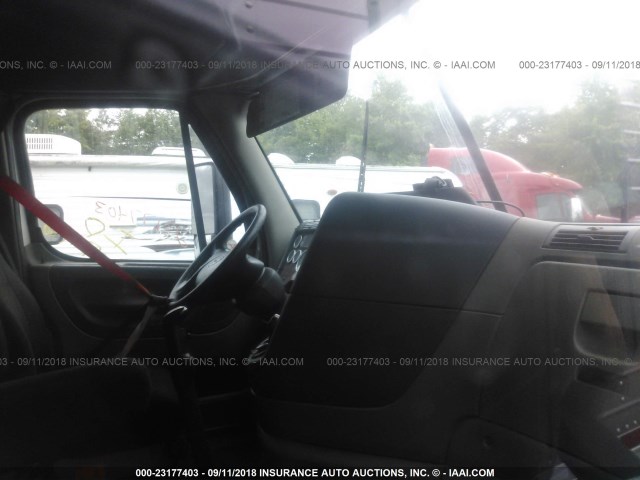 1FUJGLDR1BSAY5752 - 2011 FREIGHTLINER CASCADIA 125  Unknown photo 5