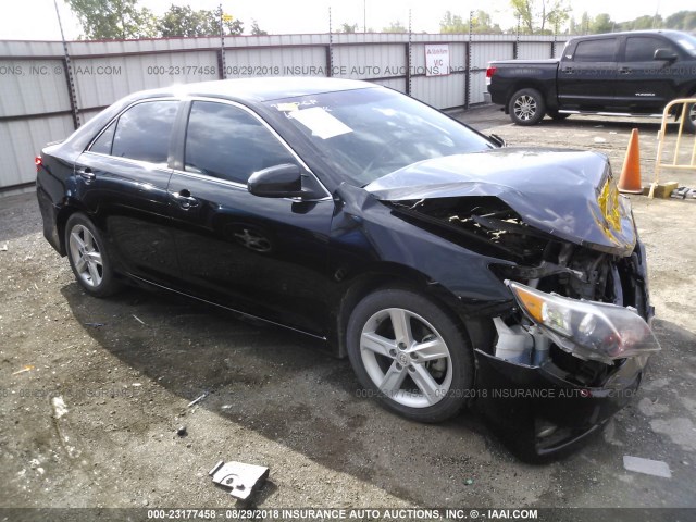 4T1BF1FK4DU232729 - 2013 TOYOTA CAMRY L/SE/LE/XLE Qara foto 1
