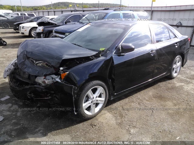 4T1BF1FK4DU232729 - 2013 TOYOTA CAMRY L/SE/LE/XLE Qara foto 2