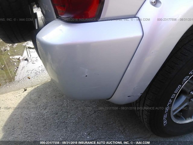1J4GL38K22W366002 - 2002 JEEP LIBERTY RENEGADE SILVER photo 6