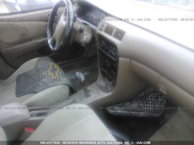 1Y1SK5281WZ418408 - 1998 CHEVROLET GEO PRIZM LSI BURGUNDY photo 5