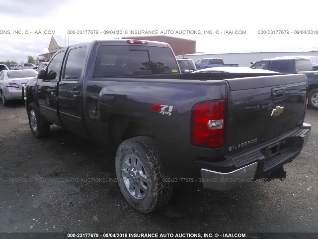 1GC1KXCG5BF146300 - 2011 CHEVROLET SILVERADO K2500 HEAVY DUTY LT GRAY photo 3