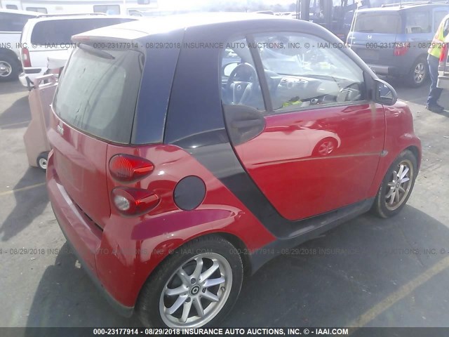 WMEEJ31X19K236918 - 2009 SMART FORTWO PURE/PASSION RED photo 4