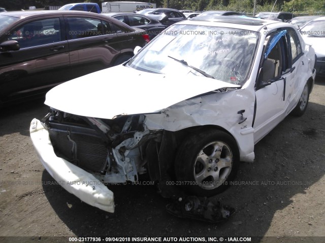 JM1BJ225321600826 - 2002 MAZDA PROTEGE DX/LX/ES WHITE photo 6