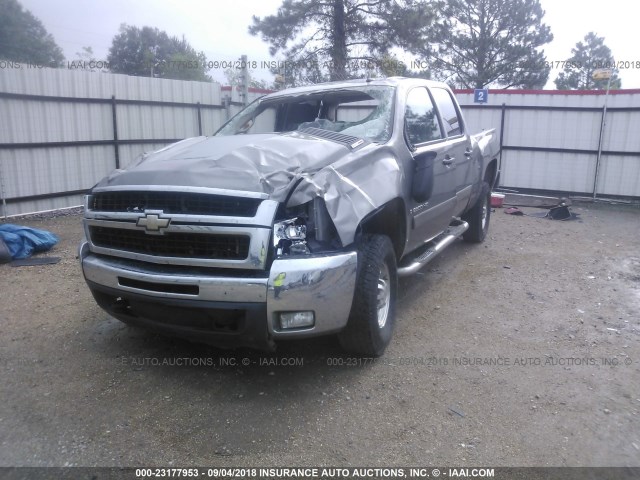 1GCHC236X8F171823 - 2008 CHEVROLET SILVERADO C2500 HEAVY DUTY GRAY photo 2