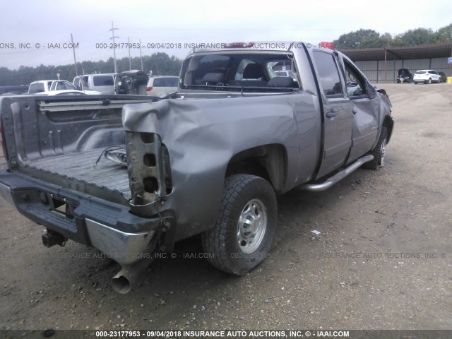 1GCHC236X8F171823 - 2008 CHEVROLET SILVERADO C2500 HEAVY DUTY GRAY photo 4