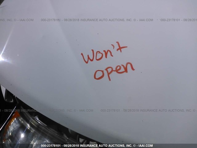 4T4BF1FK2ER343657 - 2014 TOYOTA CAMRY L/SE/LE/XLE თეთრი ფოტო 10