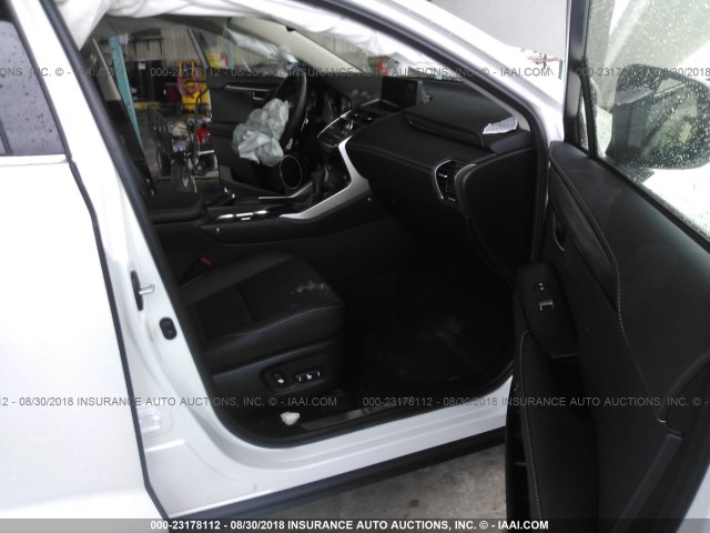 JTJYARBZ2J2112303 - 2018 LEXUS NX 300/BASE/F SPORT 白色 照片 5